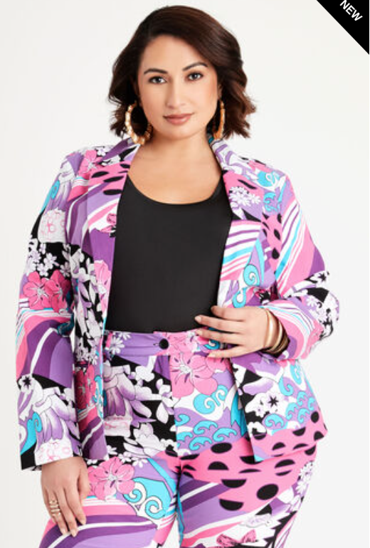 کت و شلوار زنانه سایز بزرگ صورتی، آبی روشن و سفید با چاپ پررنگ.