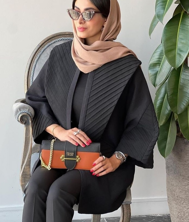 مانتو کتی با یقه جذاب ترند سال 1401