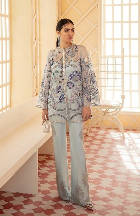 مانتو ژاکارد تور و بسیار شیک مجلسی