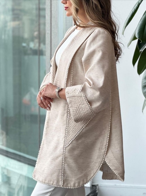 مدل ژاکارد با برش دایره¬ای و سر آستین مدل¬دار