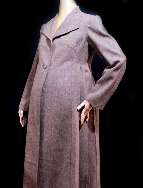 مدل مانتو اداری بارداری با طرح و رنگ بسیار ساده و شکیل