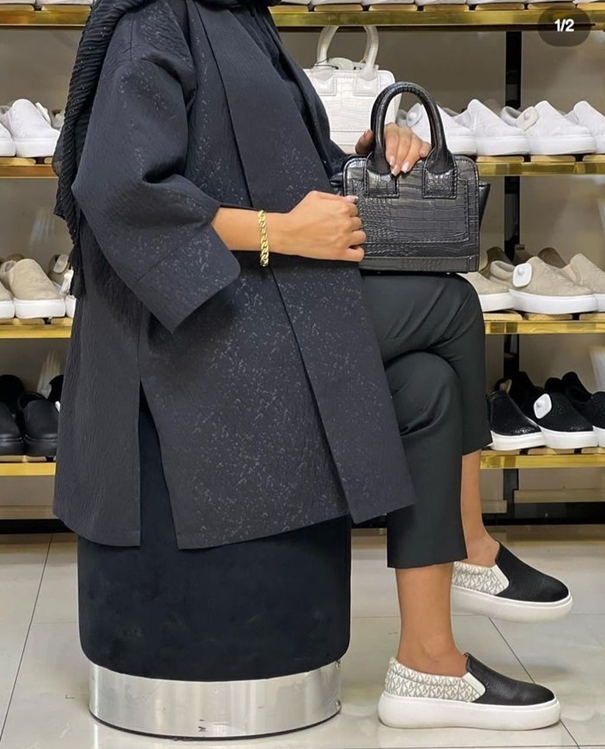 مانتو کتی مشکی ترند سال 1401