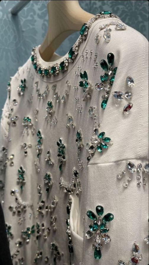 مانتو کتی جذاب با خرجکار سنگ سبز و زیبا