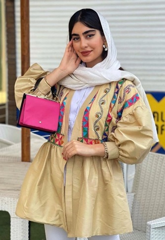 ژاکارد کژوال با طرح سنتی و آستین مچی