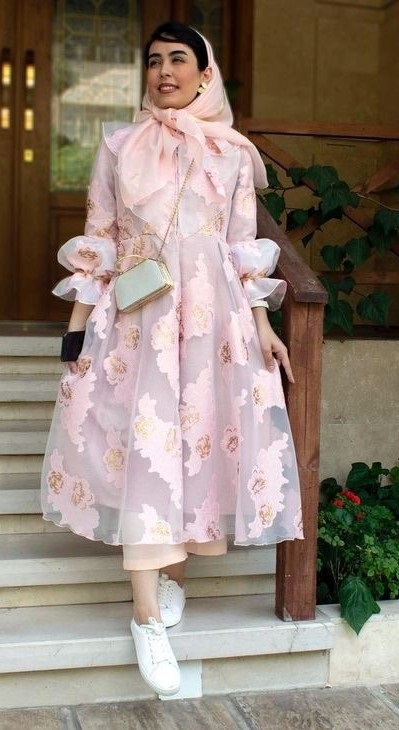 مدل مانتو عروسکی و دخترونه ژاکارد صورتی