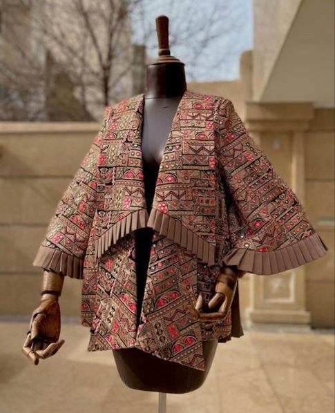 مانتو طرح¬دار و سنتی مناسب مهمانی